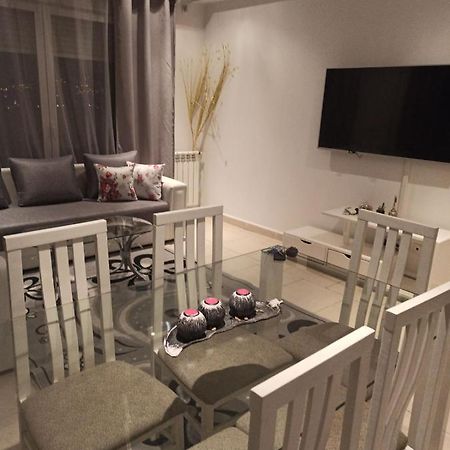 Tulipe Appartement Oran Buitenkant foto