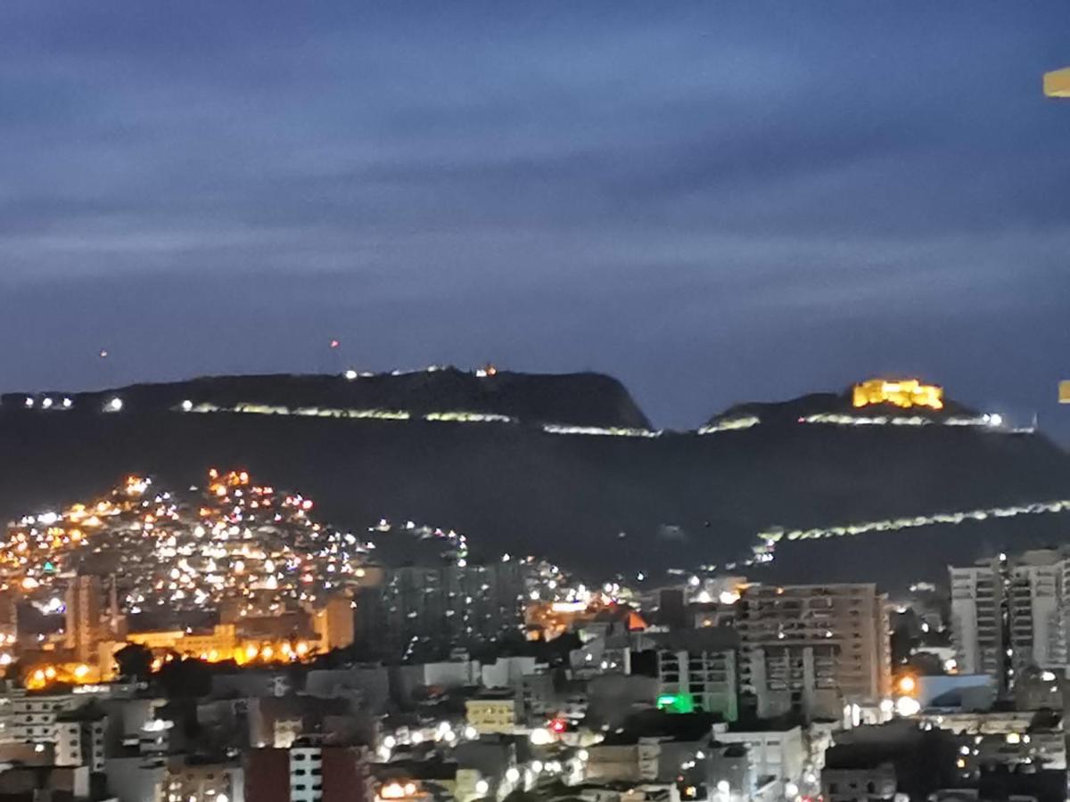 Tulipe Appartement Oran Buitenkant foto