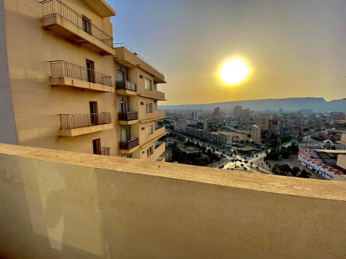 Tulipe Appartement Oran Buitenkant foto
